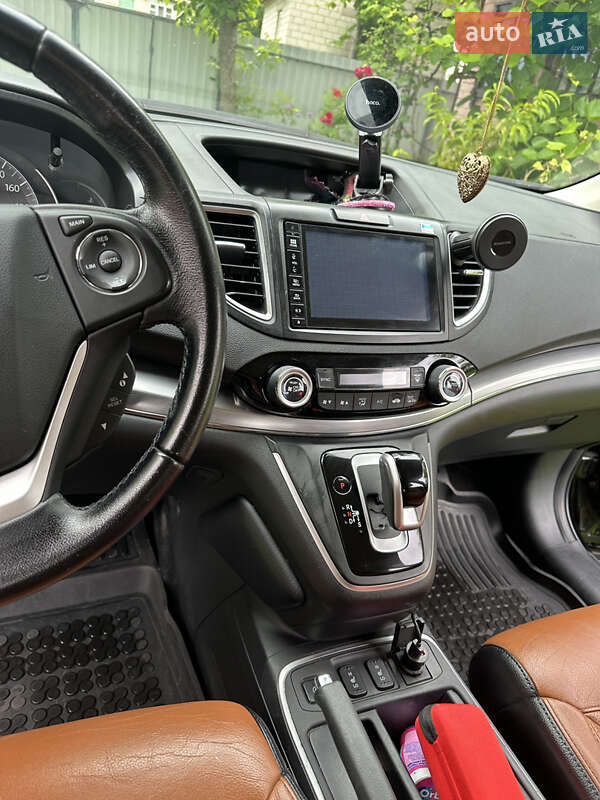 Внедорожник / Кроссовер Honda CR-V 2016 в Чернигове
