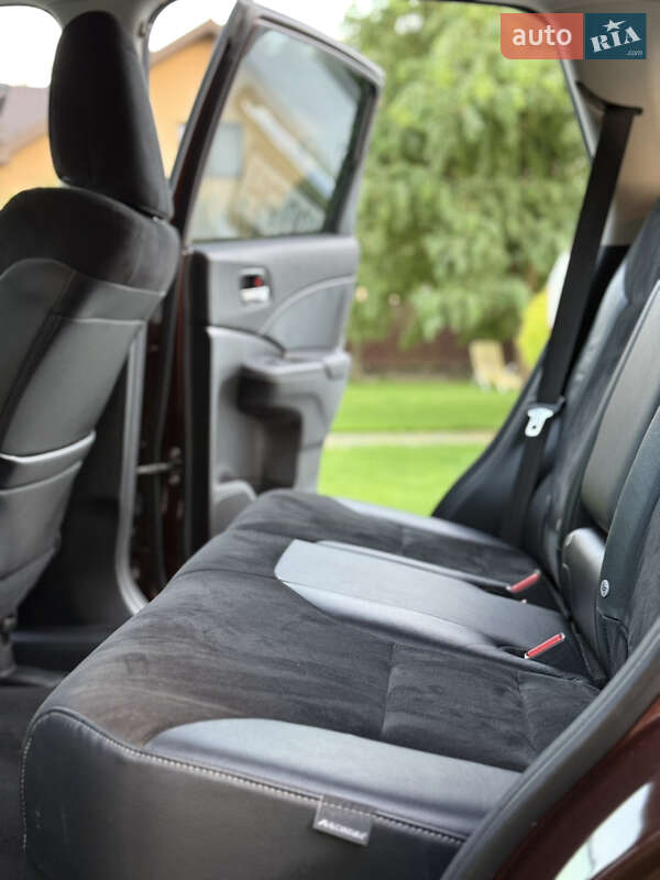 Позашляховик / Кросовер Honda CR-V 2014 в Самборі