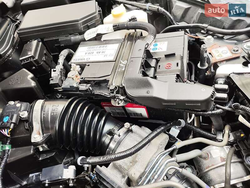 Внедорожник / Кроссовер Honda CR-V 2016 в Харькове