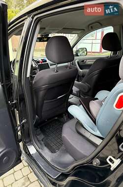 Внедорожник / Кроссовер Honda CR-V 2008 в 