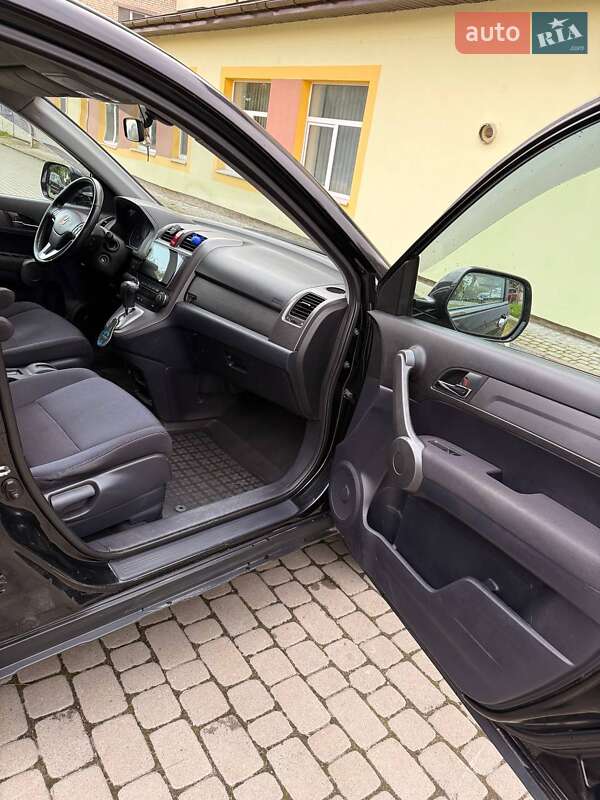 Внедорожник / Кроссовер Honda CR-V 2008 в Городке