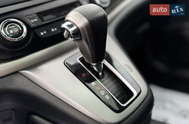 Внедорожник / Кроссовер Honda CR-V 2015 в 