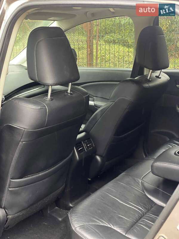 Внедорожник / Кроссовер Honda CR-V 2013 в Киеве