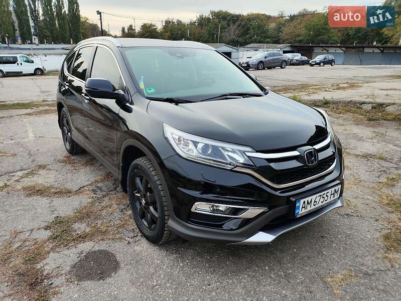Внедорожник / Кроссовер Honda CR-V 2016 в Харькове