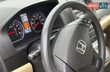 Внедорожник / Кроссовер Honda CR-V 2011 в 