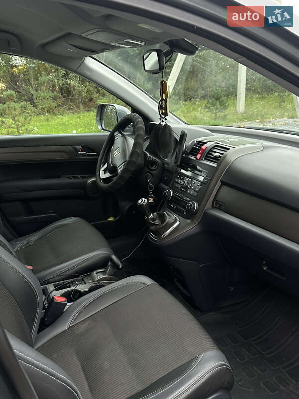 Внедорожник / Кроссовер Honda CR-V 2010 в Винниках