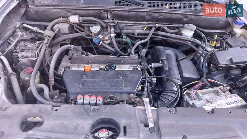 Внедорожник / Кроссовер Honda CR-V 2002 в Ровно
