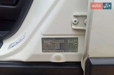 Внедорожник / Кроссовер Honda CR-V 2010 в 