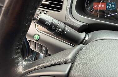 Внедорожник / Кроссовер Honda CR-V 2016 в 