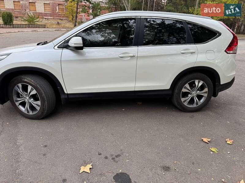 Внедорожник / Кроссовер Honda CR-V 2013 в Николаеве