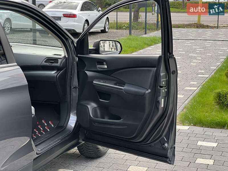 Внедорожник / Кроссовер Honda CR-V 2015 в Ужгороде фото 36 Внедорожник / Кроссовер Honda CR-V 2015 в Ужгороде