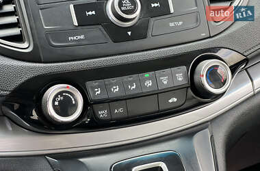 Внедорожник / Кроссовер Honda CR-V 2015 в 