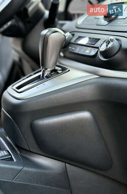 Позашляховик / Кросовер Honda CR-V 2013 в 