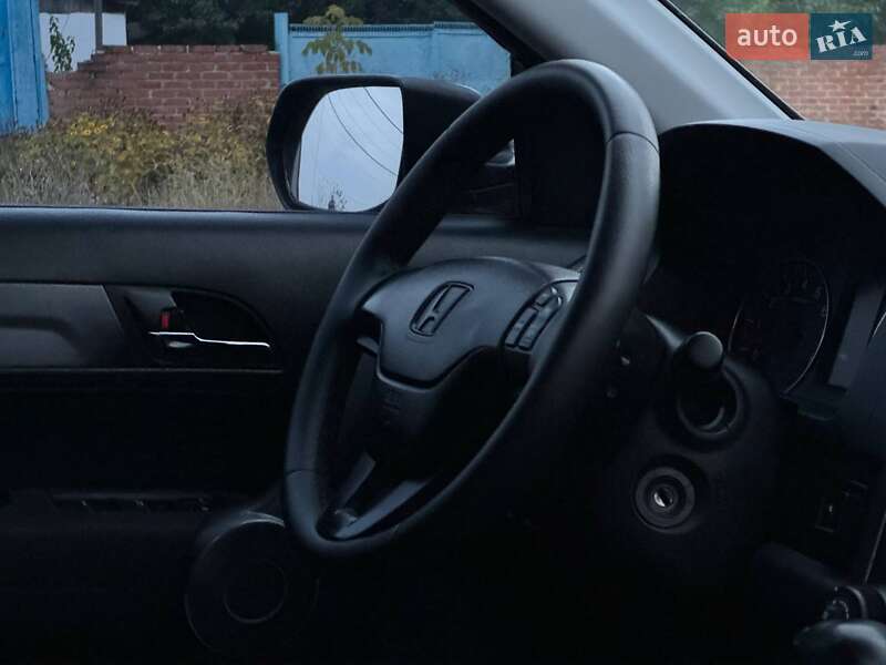 Позашляховик / Кросовер Honda CR-V 2009 в Охтирці