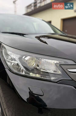 Внедорожник / Кроссовер Honda CR-V 2014 в 