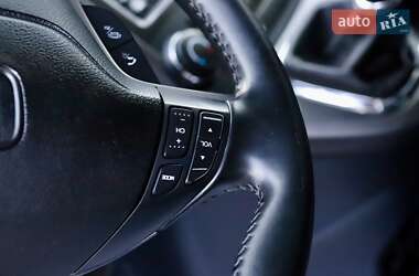 Внедорожник / Кроссовер Honda CR-V 2009 в 