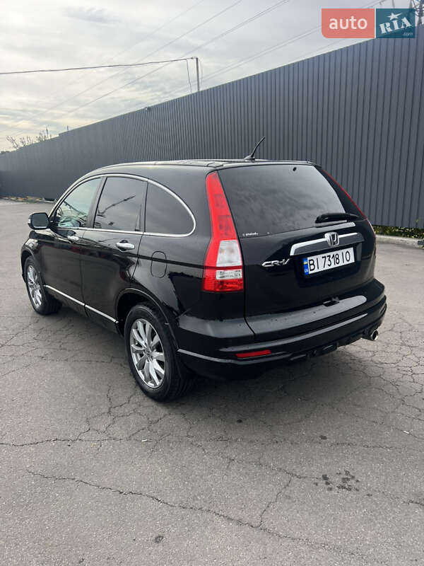 Внедорожник / Кроссовер Honda CR-V 2011 в Полтаве