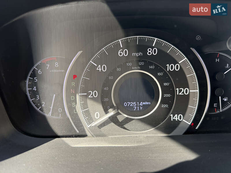 Позашляховик / Кросовер Honda CR-V 2015 в Києві