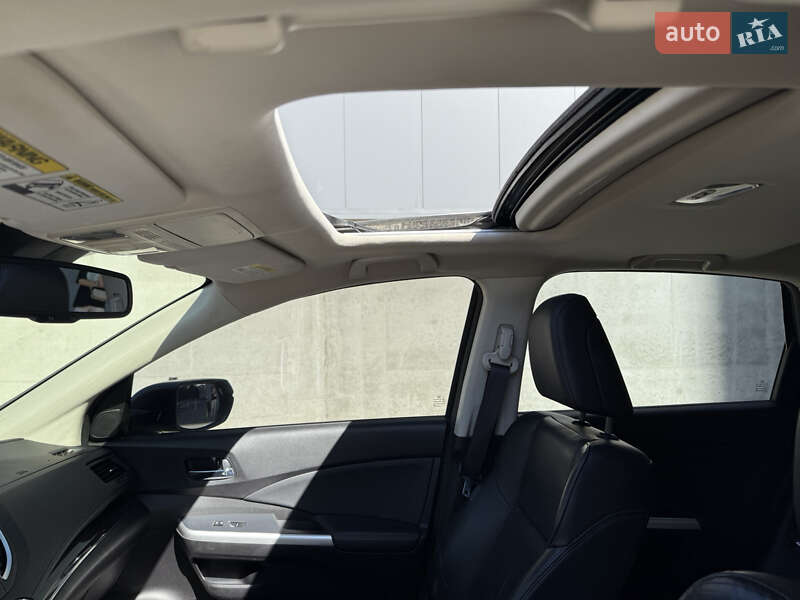 Позашляховик / Кросовер Honda CR-V 2015 в Києві