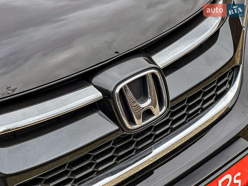 Внедорожник / Кроссовер Honda CR-V 2017 в Бродах