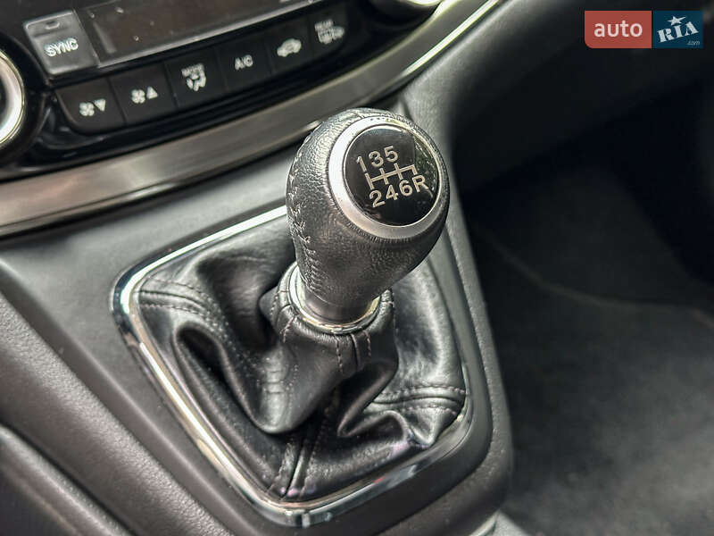 Внедорожник / Кроссовер Honda CR-V 2017 в Бродах