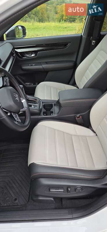 Внедорожник / Кроссовер Honda CR-V 2024 в Львове