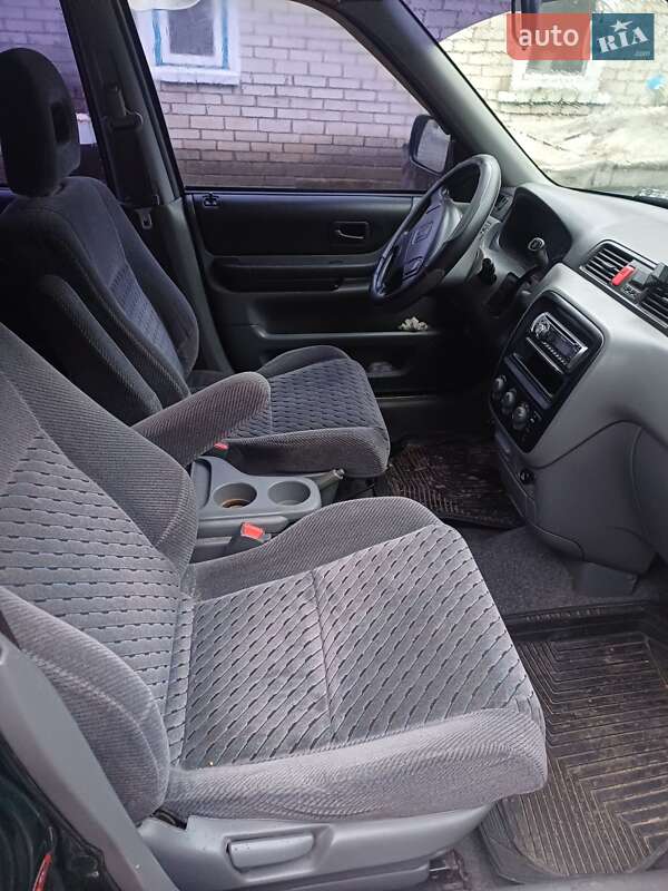Внедорожник / Кроссовер Honda CR-V 1999 в Монастырище
