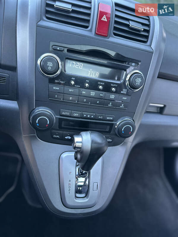 Внедорожник / Кроссовер Honda CR-V 2008 в Белой Церкви