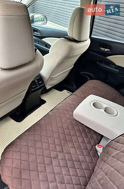 Внедорожник / Кроссовер Honda CR-V 2015 в 