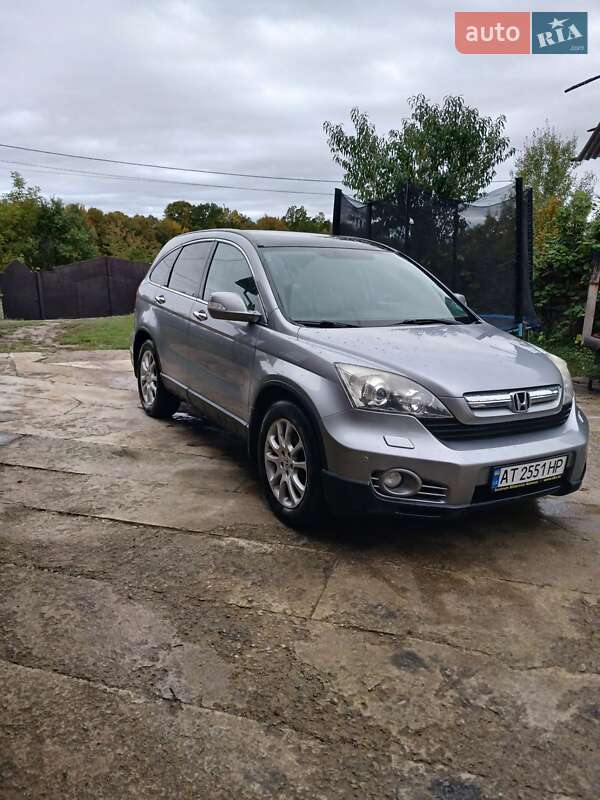 Внедорожник / Кроссовер Honda CR-V 2007 в Ивано-Франковске