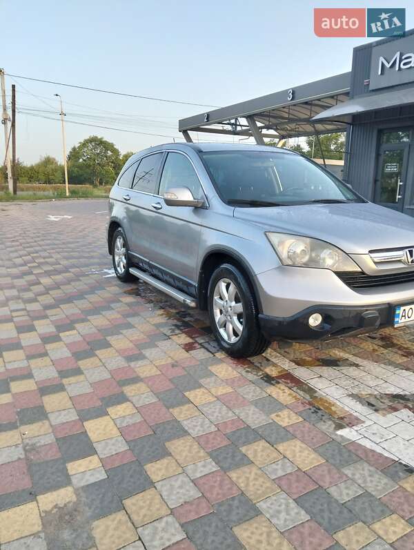 Позашляховик / Кросовер Honda CR-V 2007 в Ужгороді