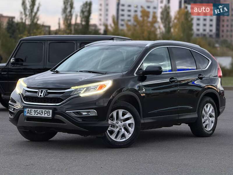 Внедорожник / Кроссовер Honda CR-V 2015 в Кривом Роге
