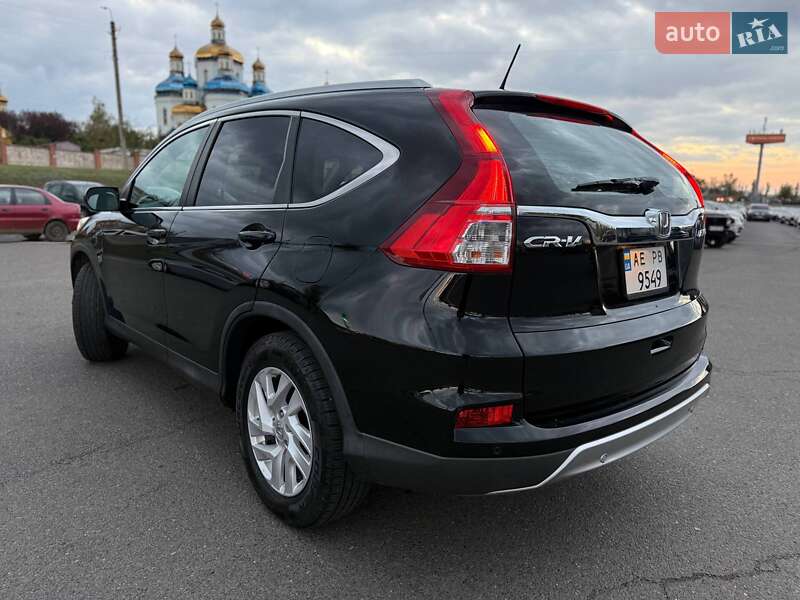 Внедорожник / Кроссовер Honda CR-V 2015 в Кривом Роге