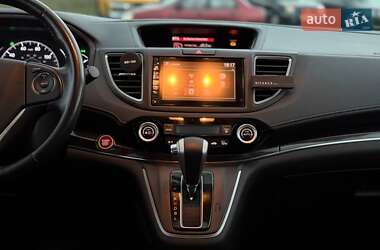 Внедорожник / Кроссовер Honda CR-V 2015 в 