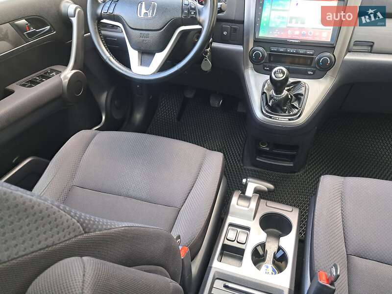 Внедорожник / Кроссовер Honda CR-V 2008 в Могилев-Подольске