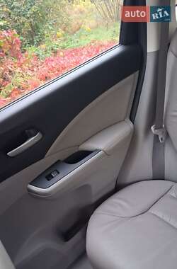 Внедорожник / Кроссовер Honda CR-V 2014 в 