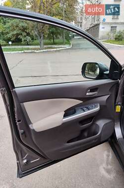 Внедорожник / Кроссовер Honda CR-V 2014 в 