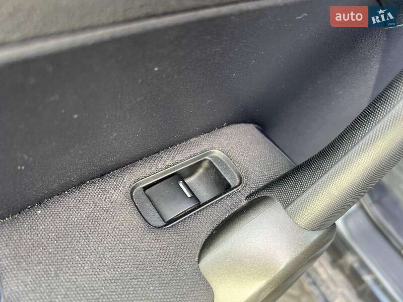 Внедорожник / Кроссовер Honda CR-V 2011 в Львове фото 33 Внедорожник / Кроссовер Honda CR-V 2011 в Львове