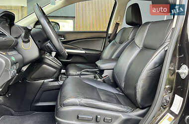 Внедорожник / Кроссовер Honda CR-V 2015 в 