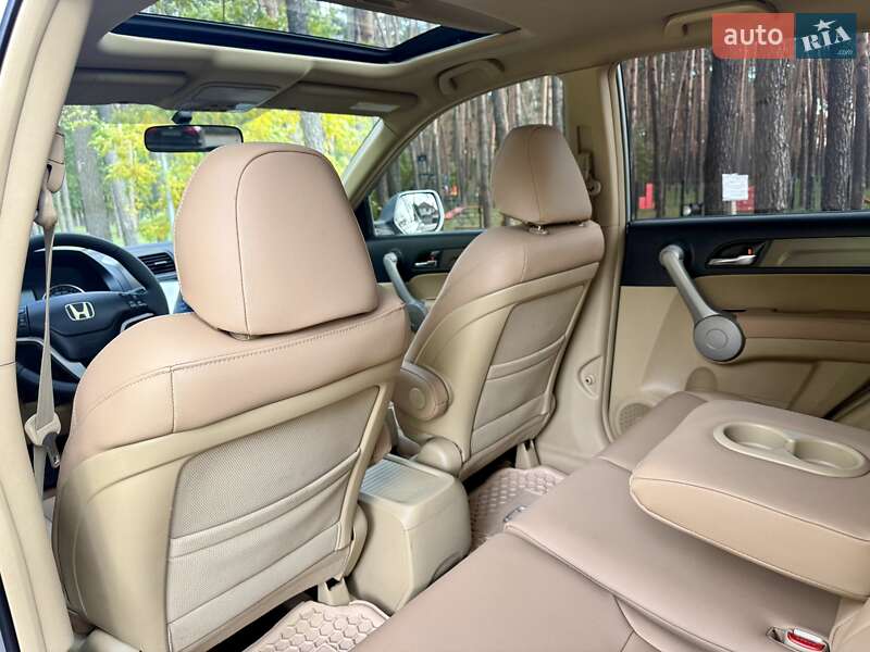 Внедорожник / Кроссовер Honda CR-V 2008 в Киеве