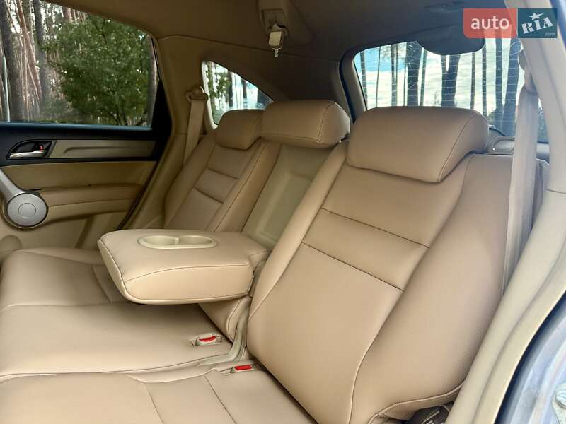 Внедорожник / Кроссовер Honda CR-V 2008 в Киеве