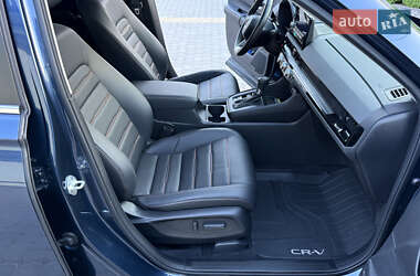 Позашляховик / Кросовер Honda CR-V 2023 в  фото 45 Позашляховик / Кросовер Honda CR-V 2023 в