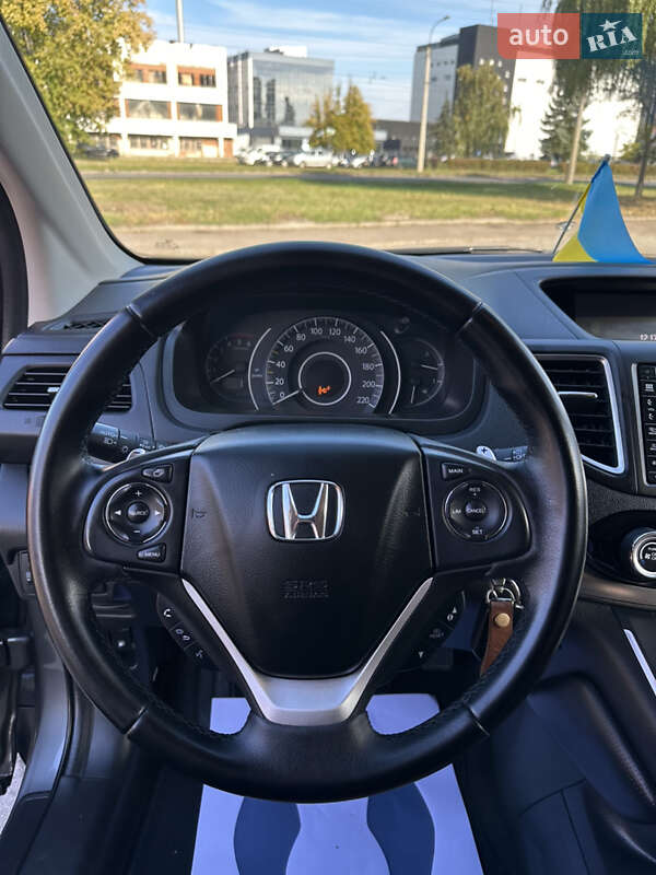 Внедорожник / Кроссовер Honda CR-V 2016 в Черкассах