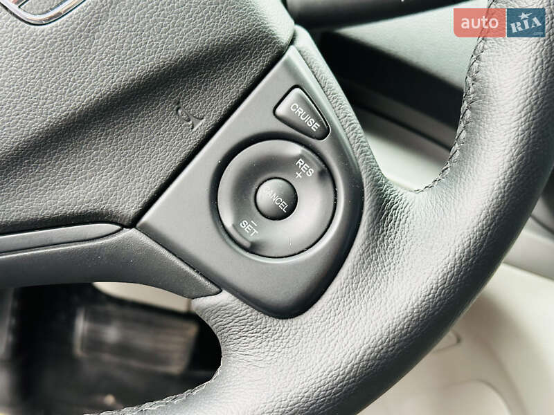 Внедорожник / Кроссовер Honda CR-V 2013 в Харькове