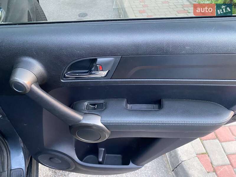 Внедорожник / Кроссовер Honda CR-V 2010 в Калуше фото 17 Внедорожник / Кроссовер Honda CR-V 2010 в Калуше