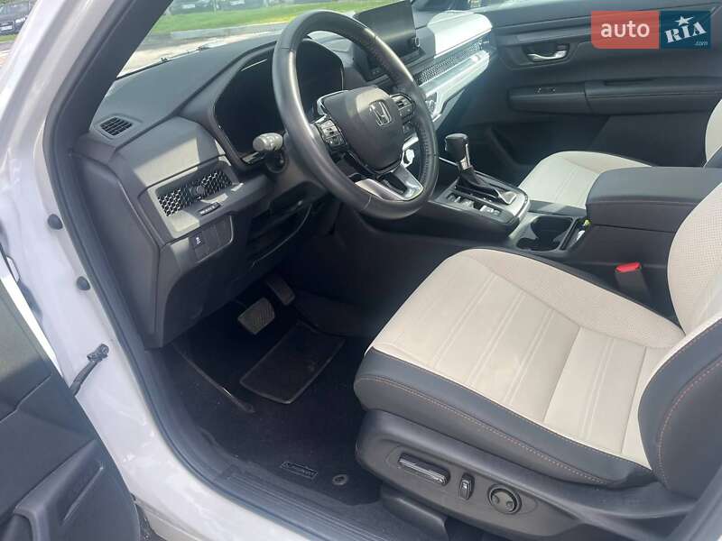 Позашляховик / Кросовер Honda CR-V 2023 в Львові