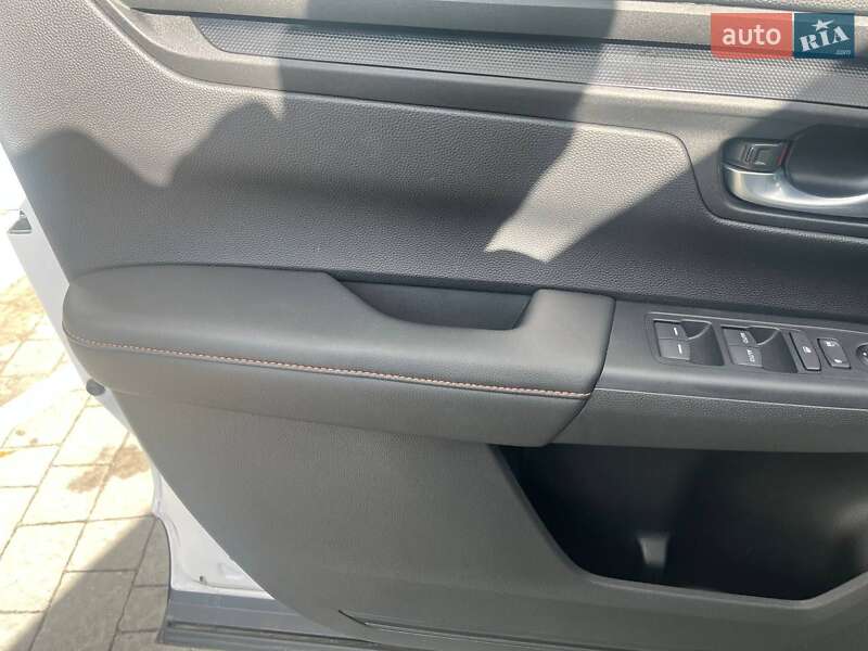 Позашляховик / Кросовер Honda CR-V 2023 в Львові