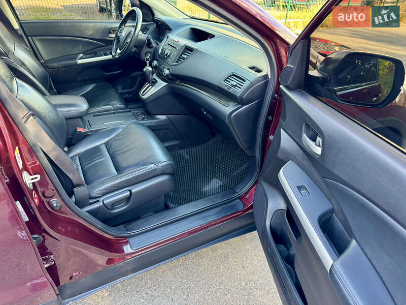 Внедорожник / Кроссовер Honda CR-V 2013 в Киеве