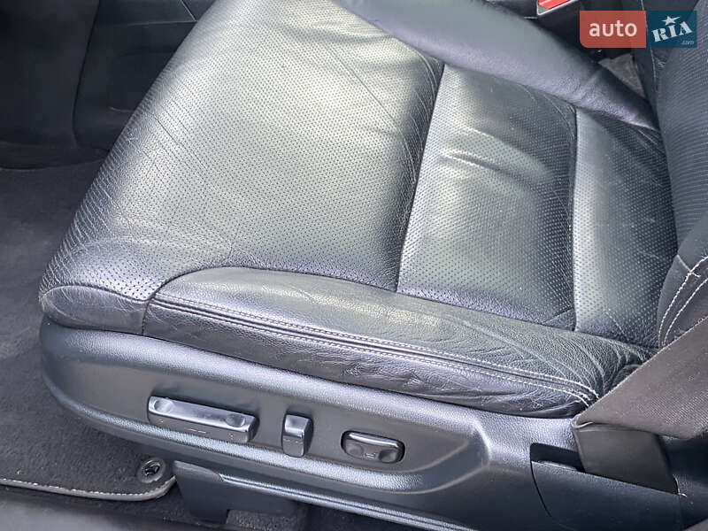 Внедорожник / Кроссовер Honda CR-V 2013 в Ковеле