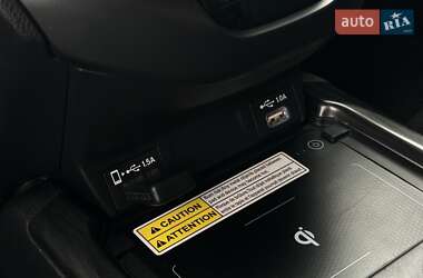 Позашляховик / Кросовер Honda CR-V 2020 в  фото 7 Позашляховик / Кросовер Honda CR-V 2020 в